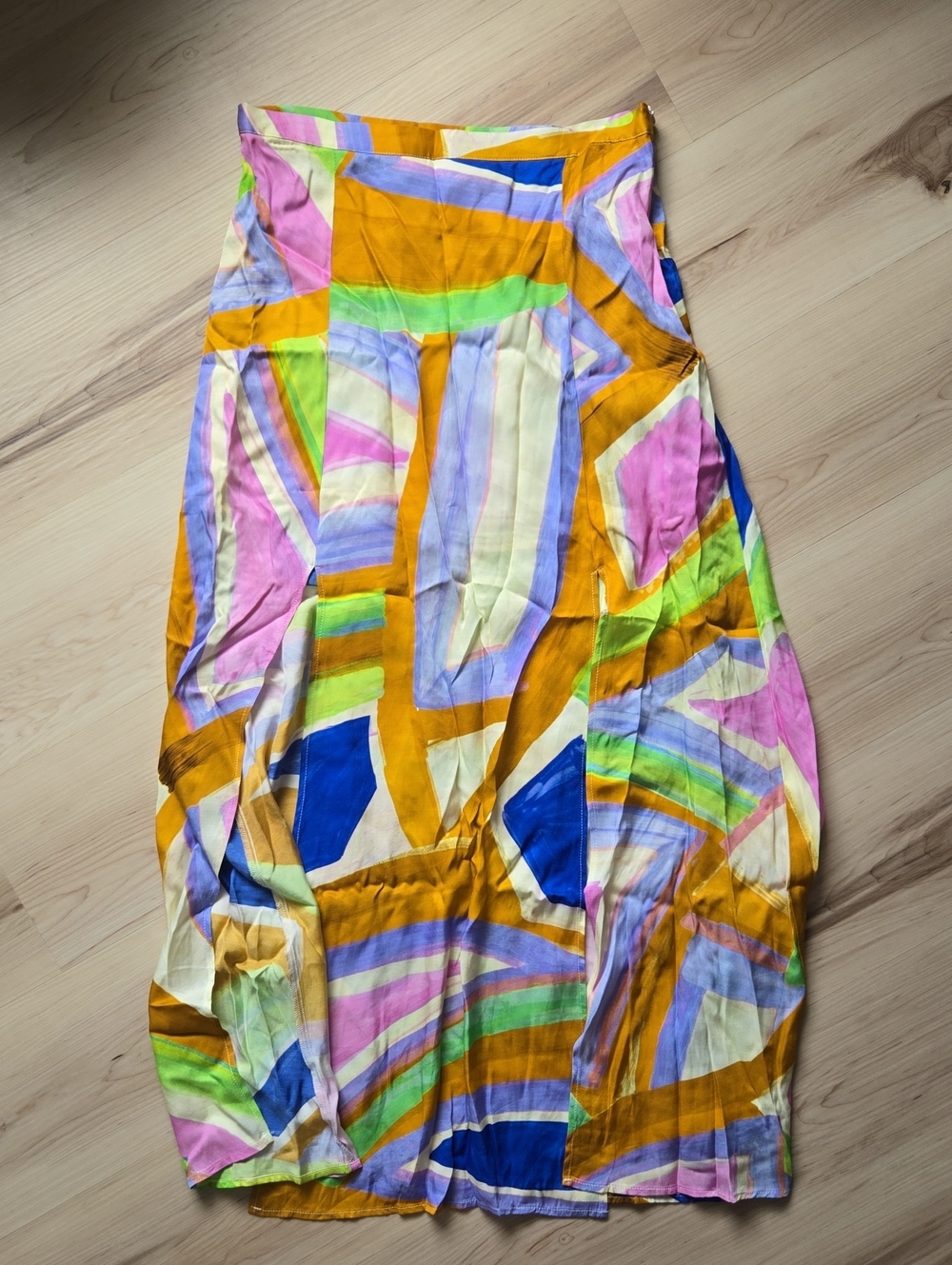 Self Contrast Multi-Color Skirt, Size Medium